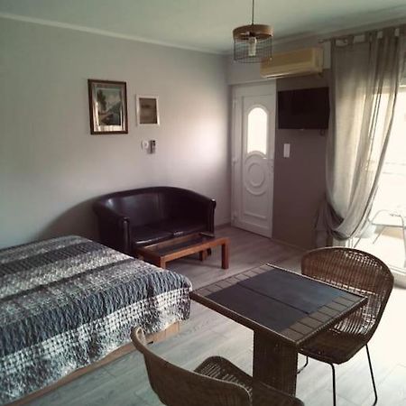 Minimal & Cozy Στουντιο Με Δωρεαν Χωρο Σταθμευσησ Kavála Kültér fotó